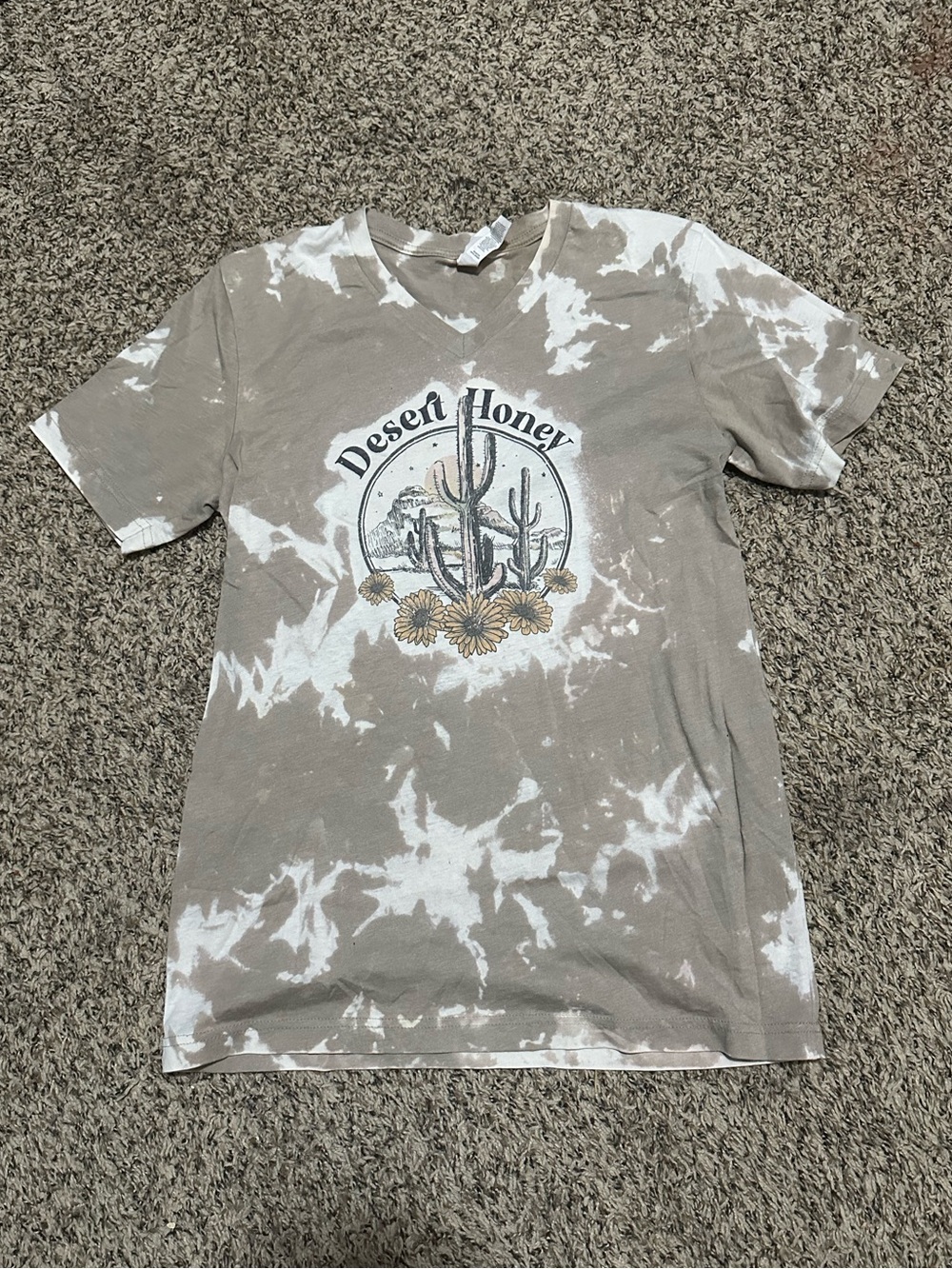 Western Graphic Tee brown and White Tie Dye Desert Honey size medium casual